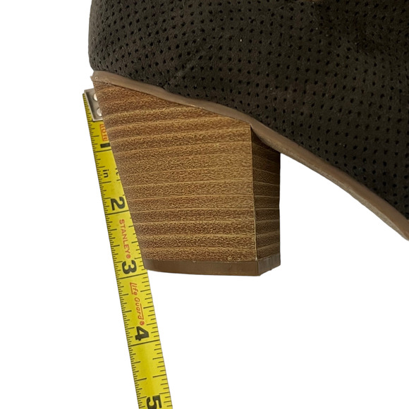 Dolce Vita DV8 Womens Open Toe Booties Size 8.5 Black Suede Perforated Side Zip - Picture 11 of 11